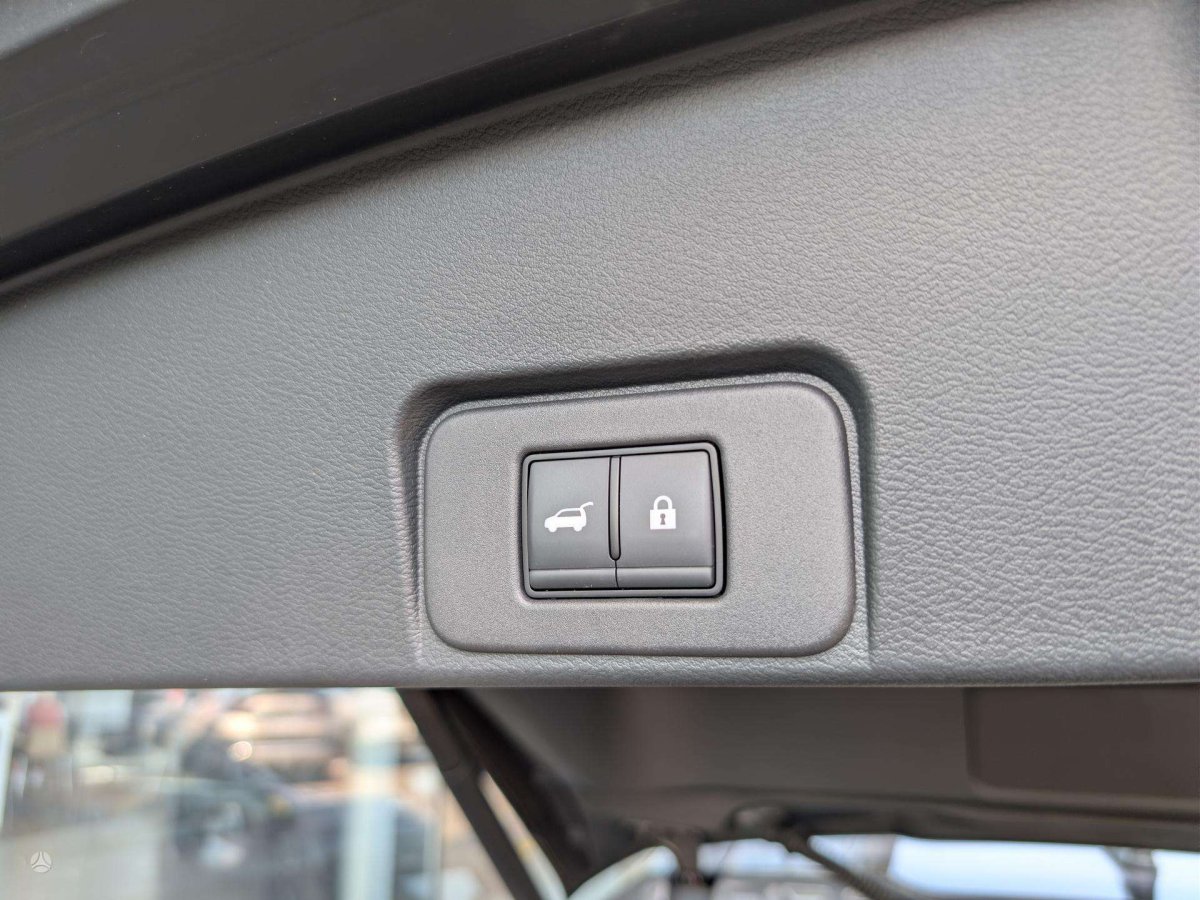 Nissan X-Trail Visureigis / Krosoveris Benzinas / elektra
