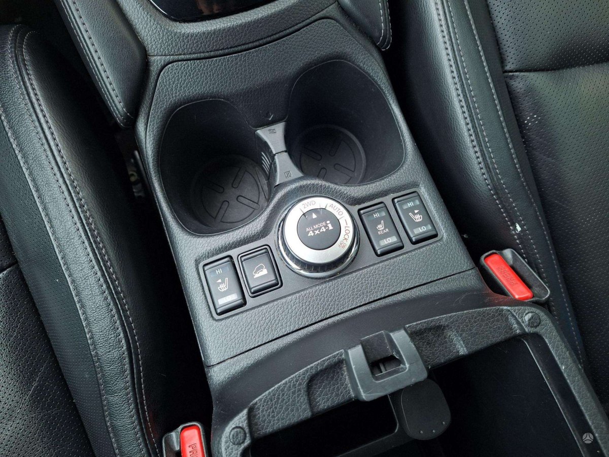 Nissan X-Trail Visureigis / Krosoveris Dyzelinas