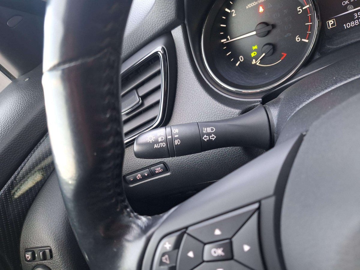 Nissan X-Trail Visureigis / Krosoveris Dyzelinas