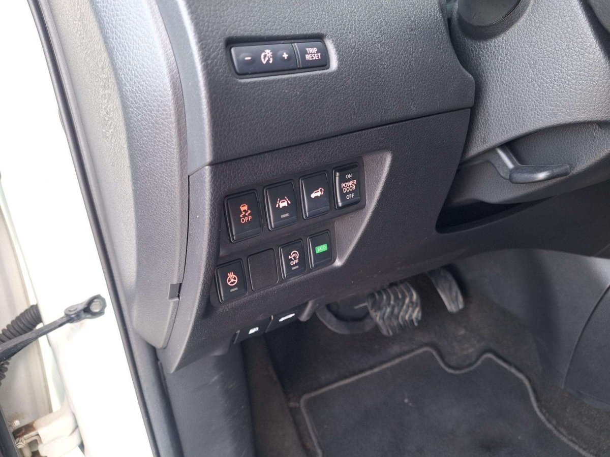Nissan X-Trail Visureigis / Krosoveris Dyzelinas