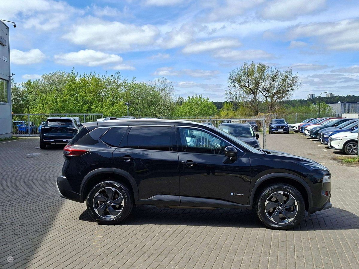 Nissan X-Trail Visureigis / Krosoveris Benzinas / elektra