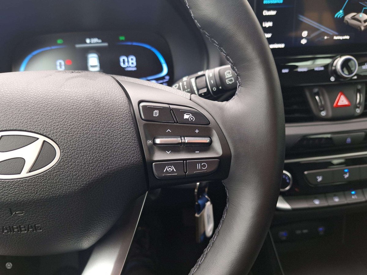 Hyundai i30 Universalas Benzinas