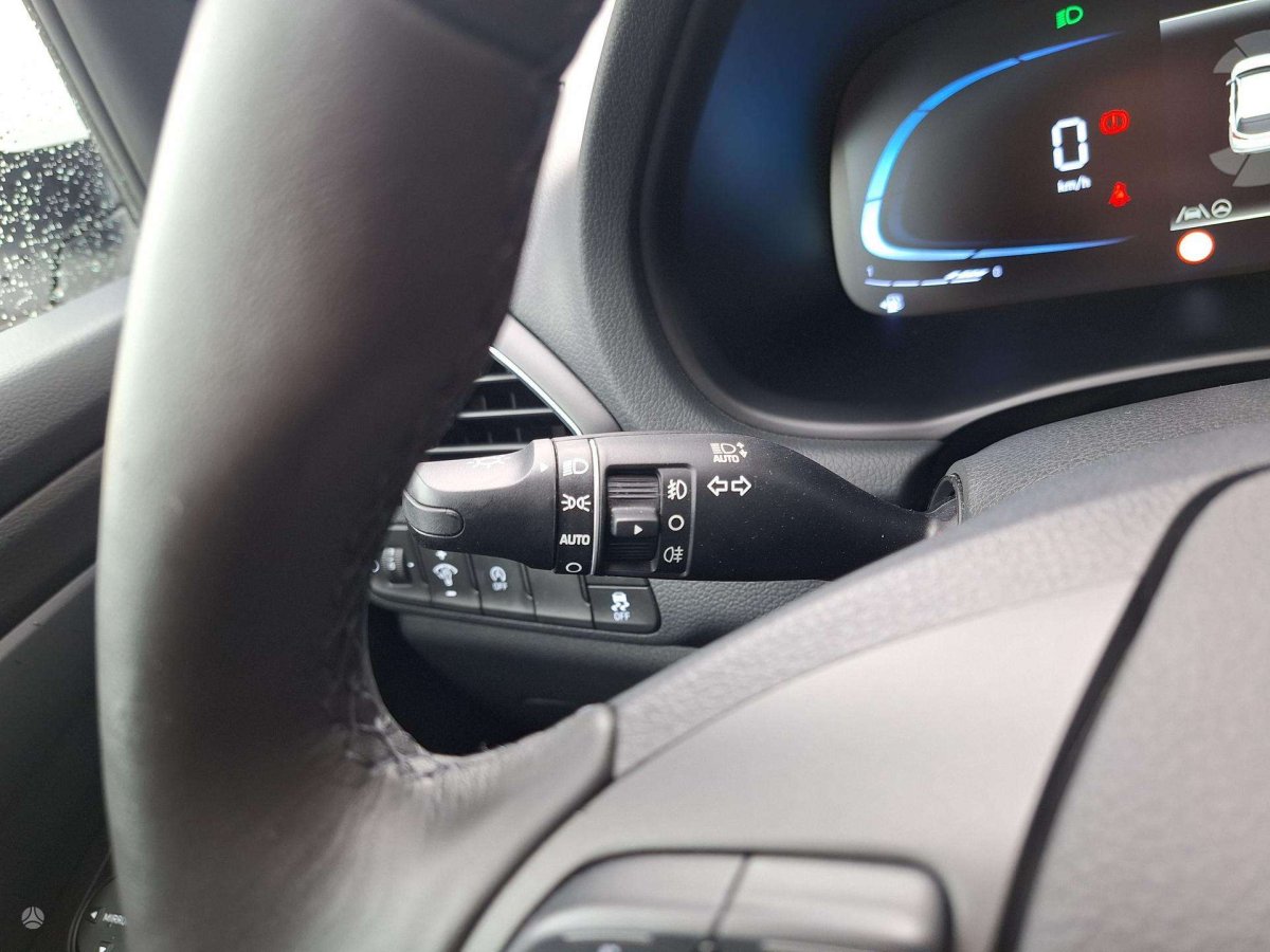 Hyundai i30 Universalas Benzinas
