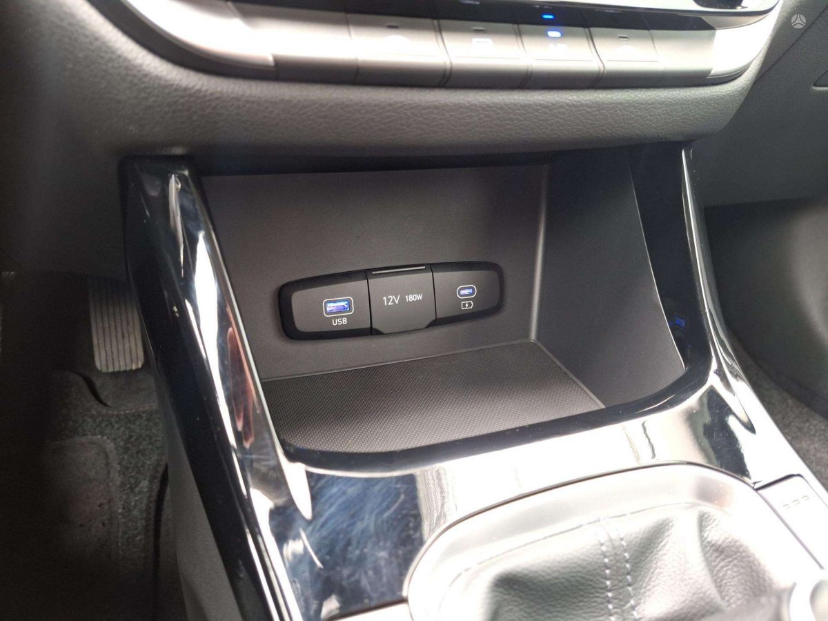 Hyundai i30 Universalas Benzinas