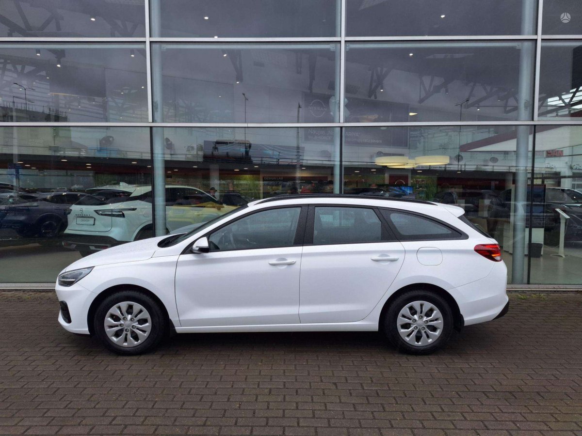 Hyundai i30 Universalas Benzinas