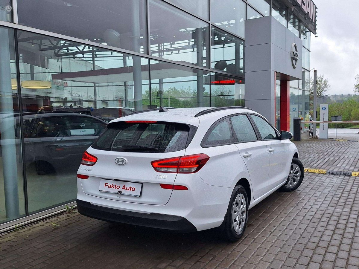 Hyundai i30 Universalas Benzinas