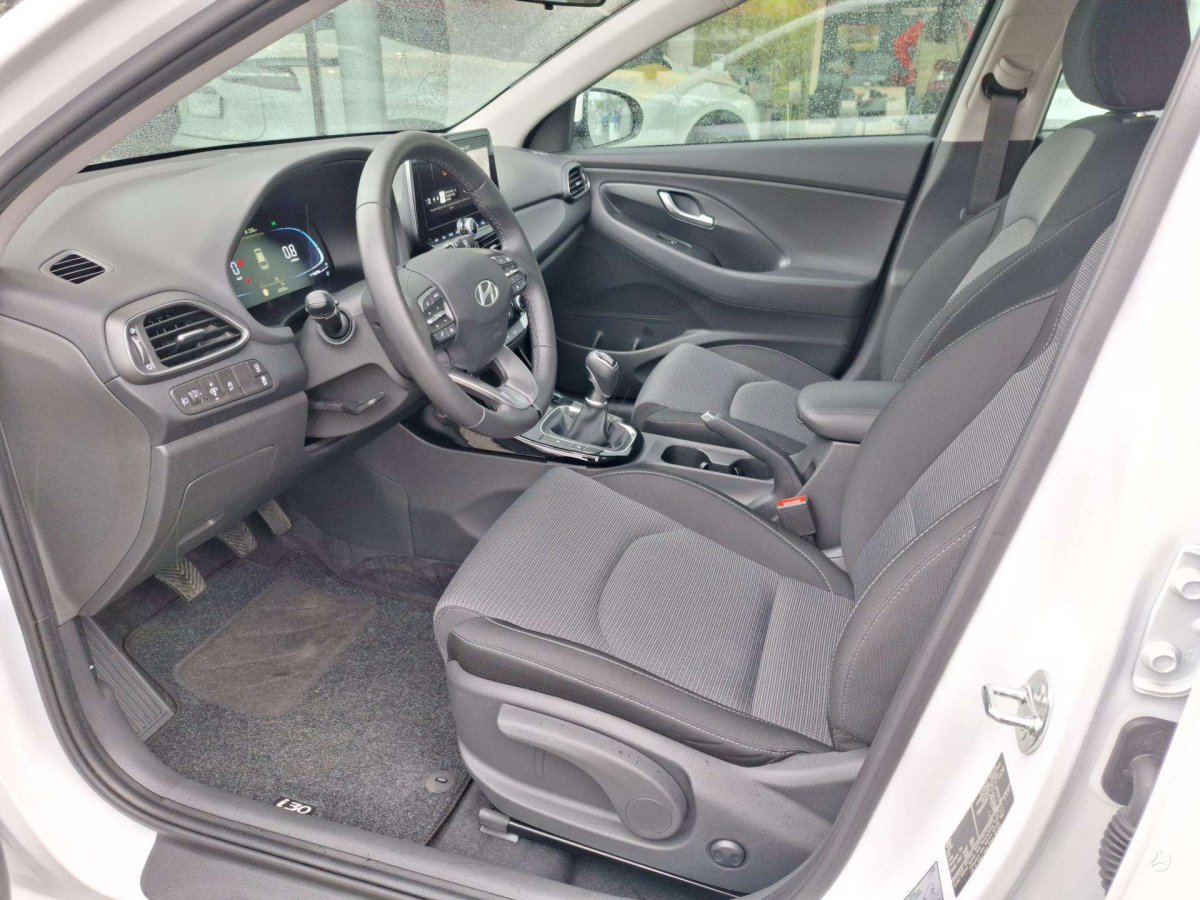 Hyundai i30 Universalas Benzinas