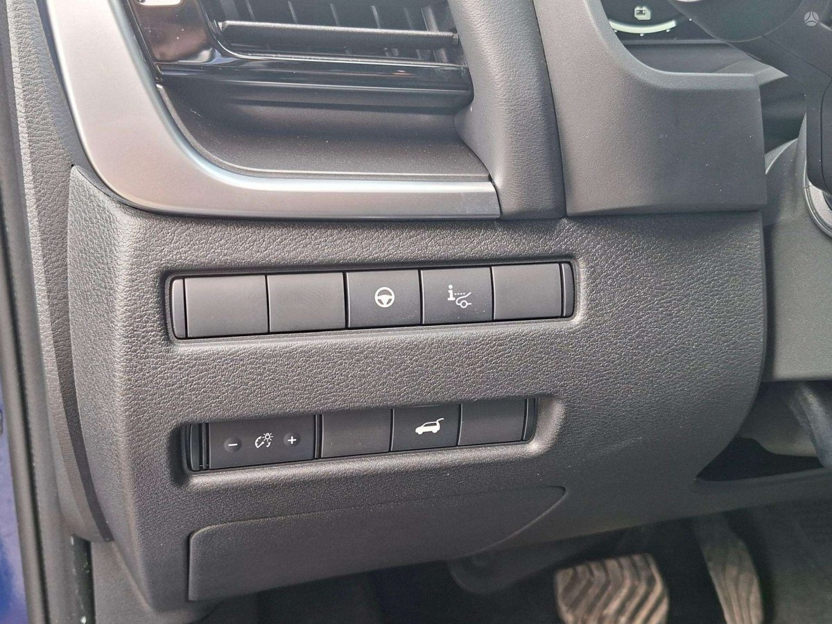Nissan X-Trail Visureigis / Krosoveris Benzinas / elektra