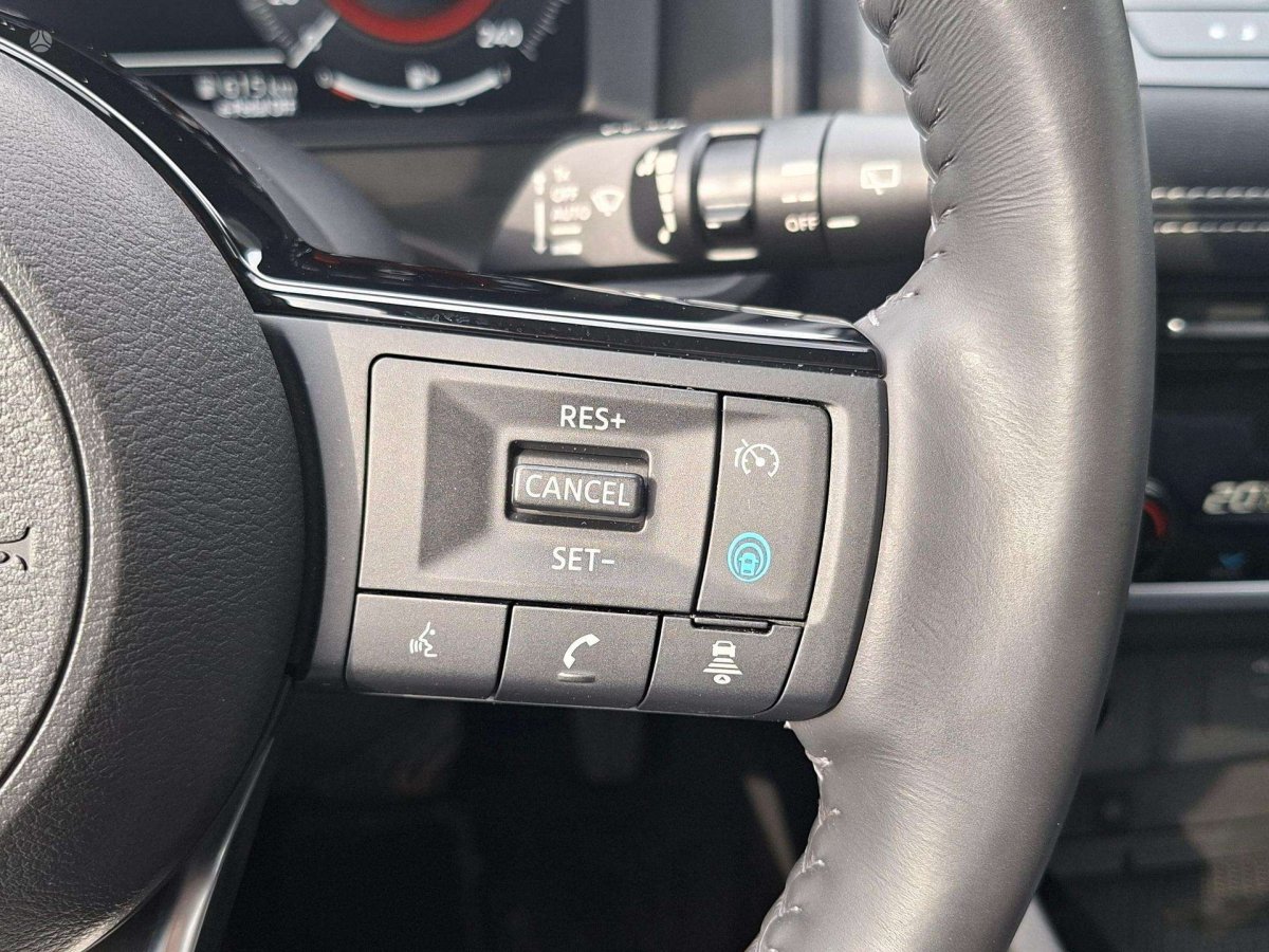 Nissan X-Trail Visureigis / Krosoveris Benzinas / elektra