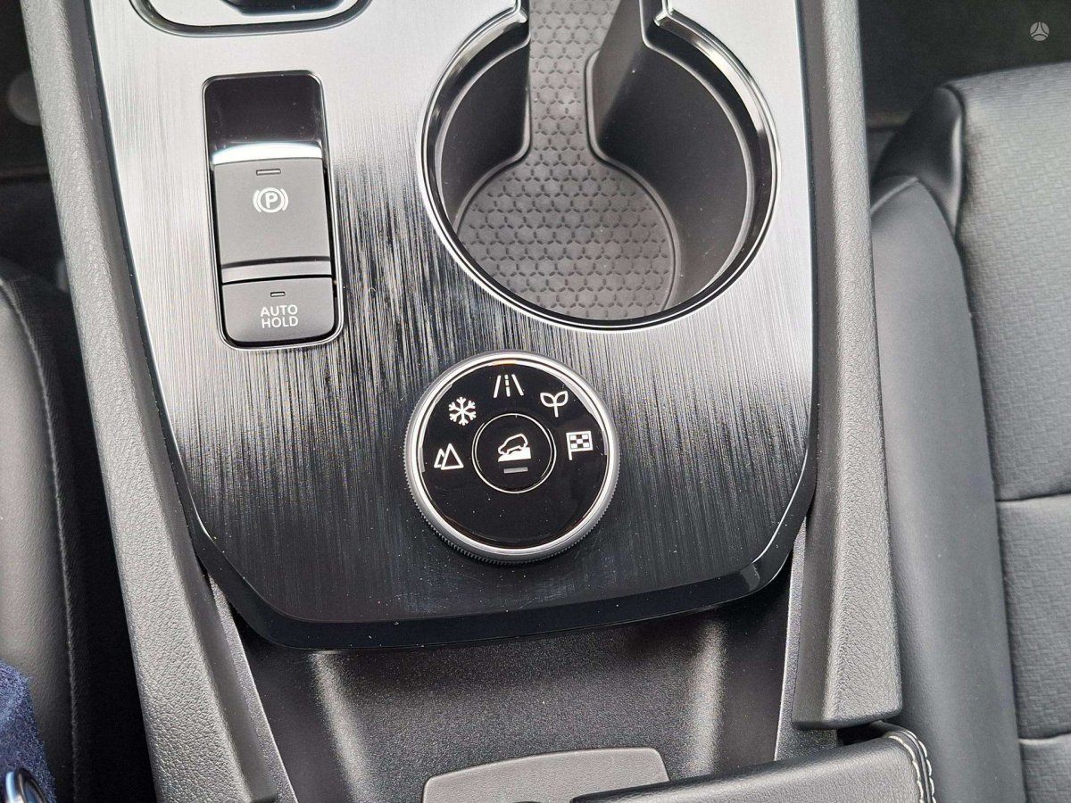 Nissan X-Trail Visureigis / Krosoveris Benzinas / elektra