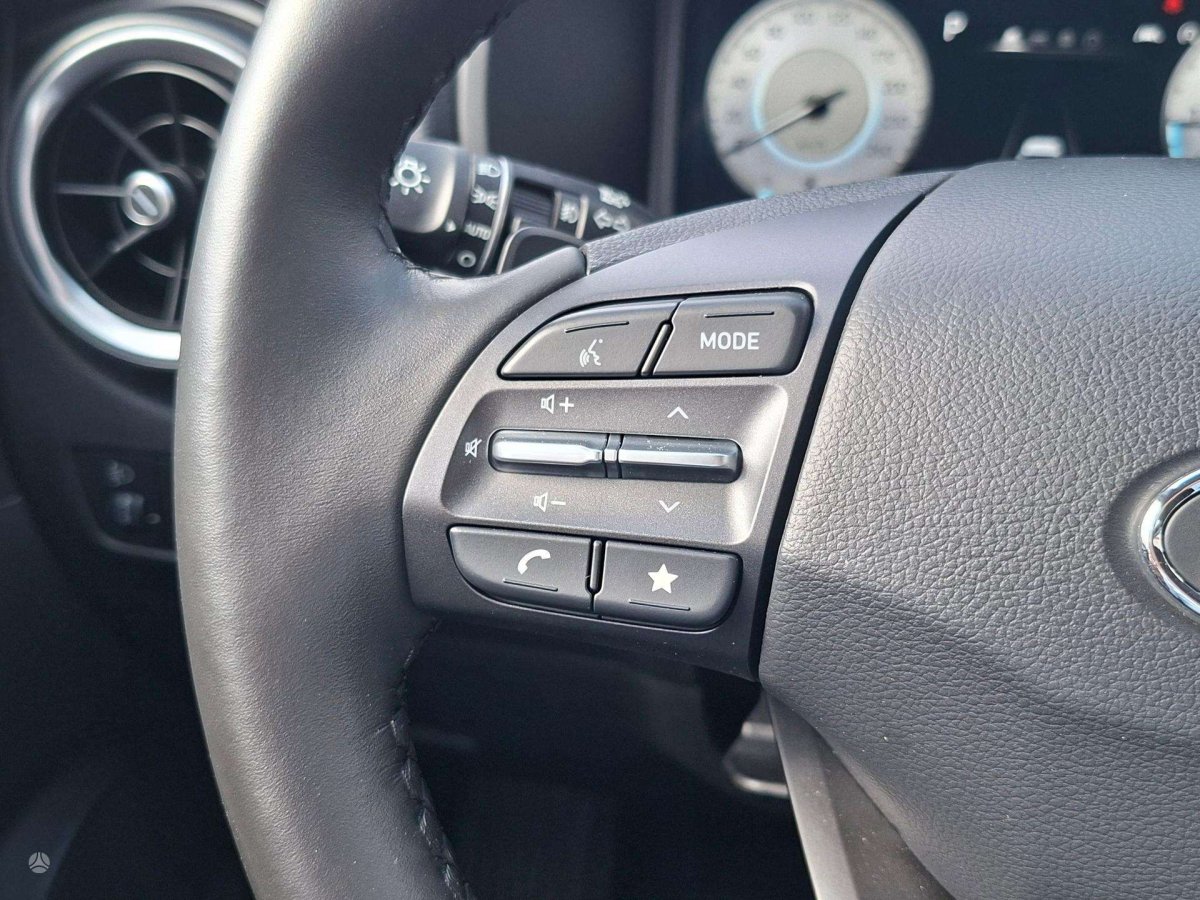 Hyundai Kona Visureigis / Krosoveris Benzinas