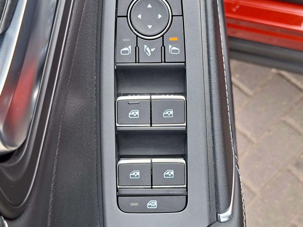 Nissan Qashqai Visureigis / Krosoveris Benzinas / elektra