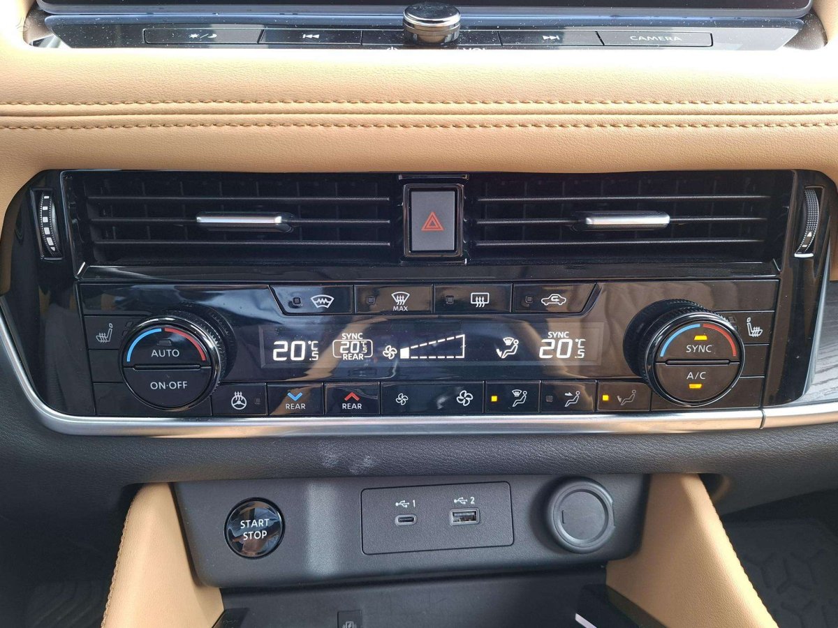 Nissan X-Trail Visureigis / Krosoveris Benzinas / elektra