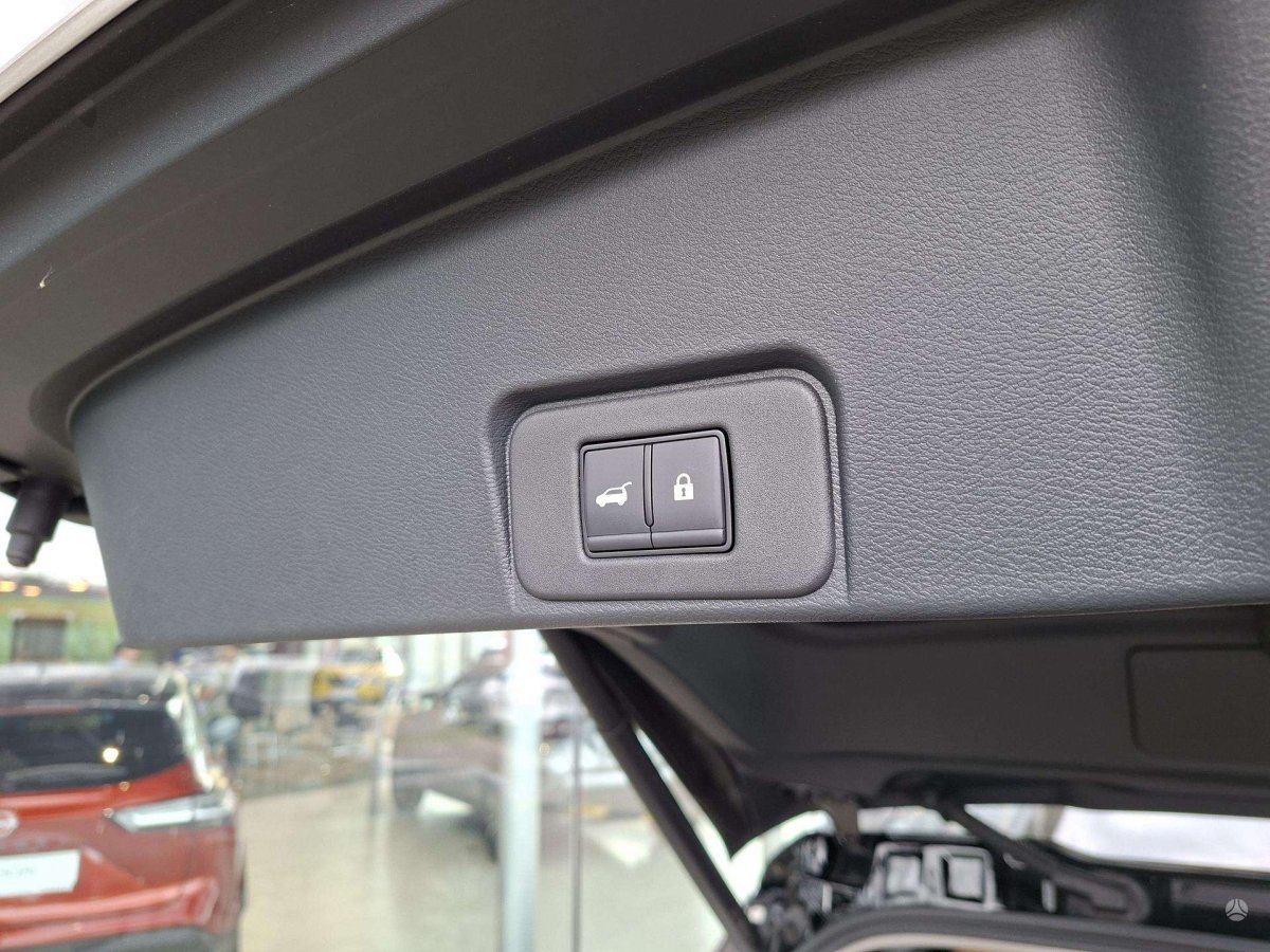 Nissan X-Trail Visureigis / Krosoveris Benzinas / elektra