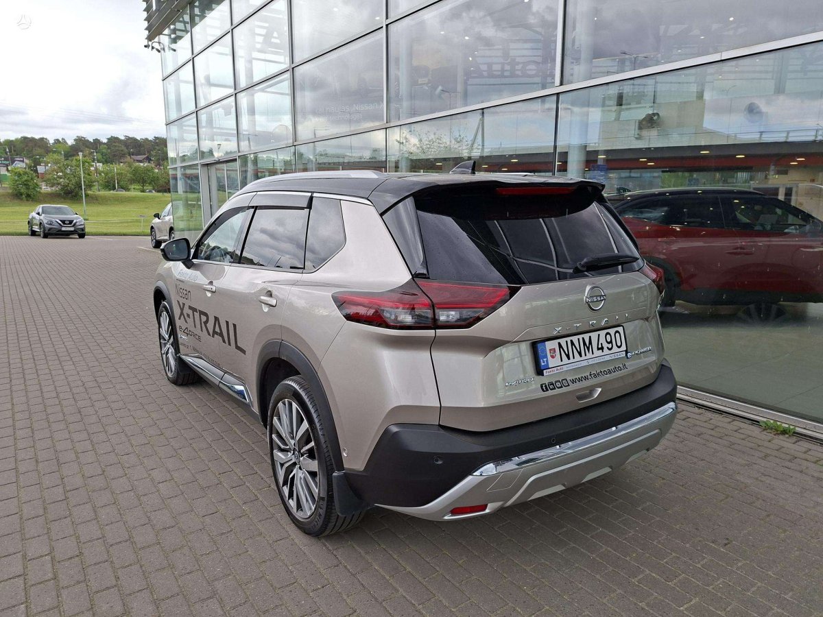 Nissan X-Trail Visureigis / Krosoveris Benzinas / elektra