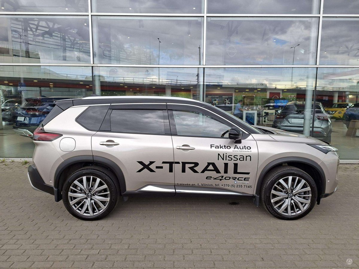 Nissan X-Trail Visureigis / Krosoveris Benzinas / elektra