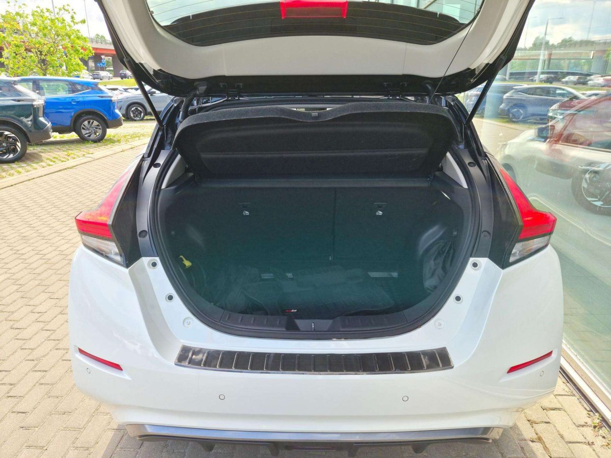 Nissan Leaf Hečbekas Elektra