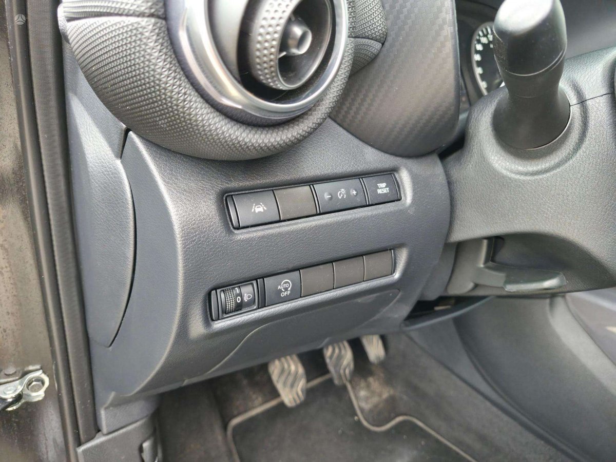 Nissan Juke Visureigis / Krosoveris Benzinas