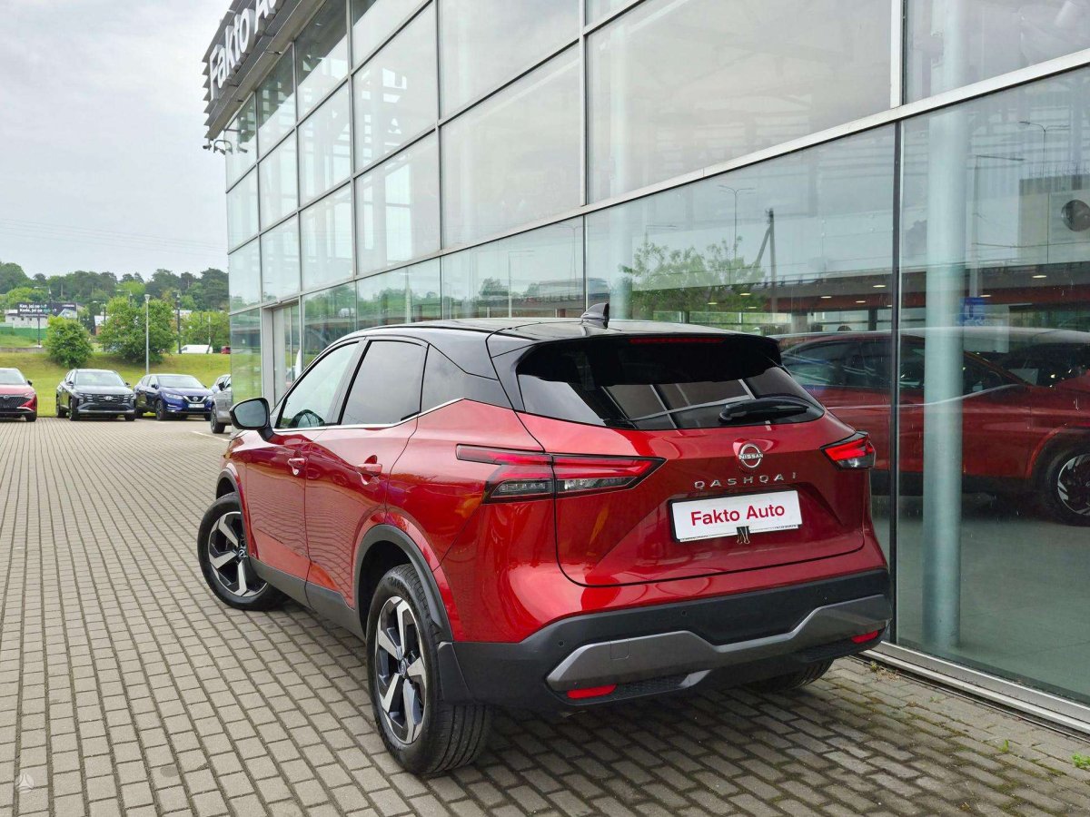 Nissan Qashqai Visureigis / Krosoveris Benzinas / elektra