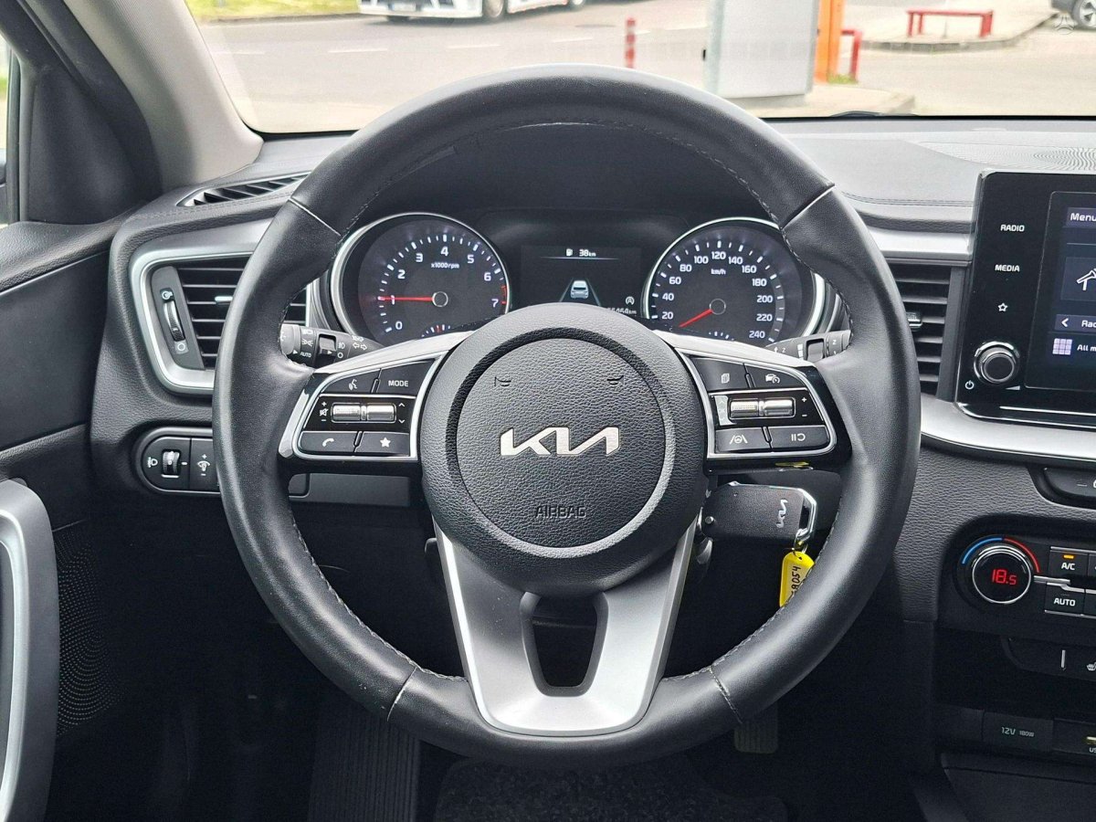 Kia Ceed Hečbekas Benzinas