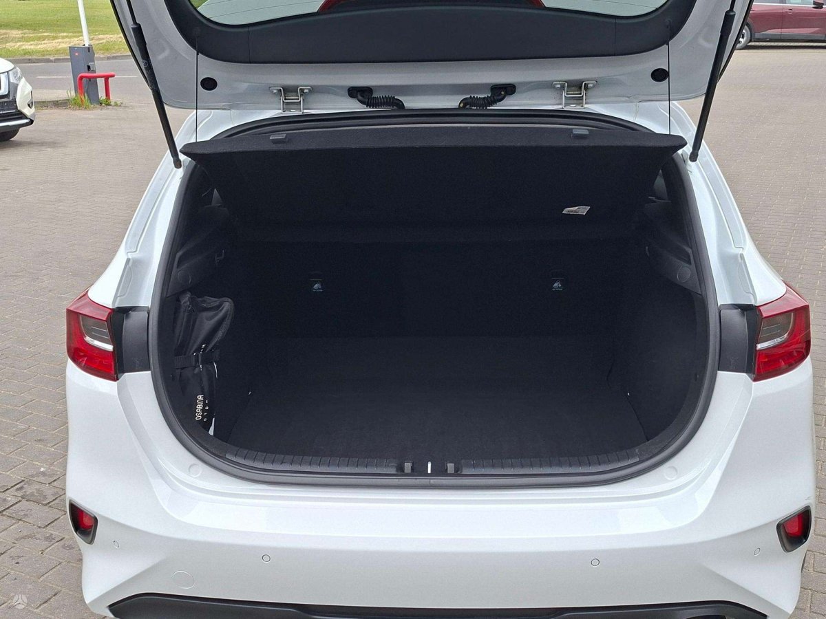 Kia Ceed Hečbekas Benzinas