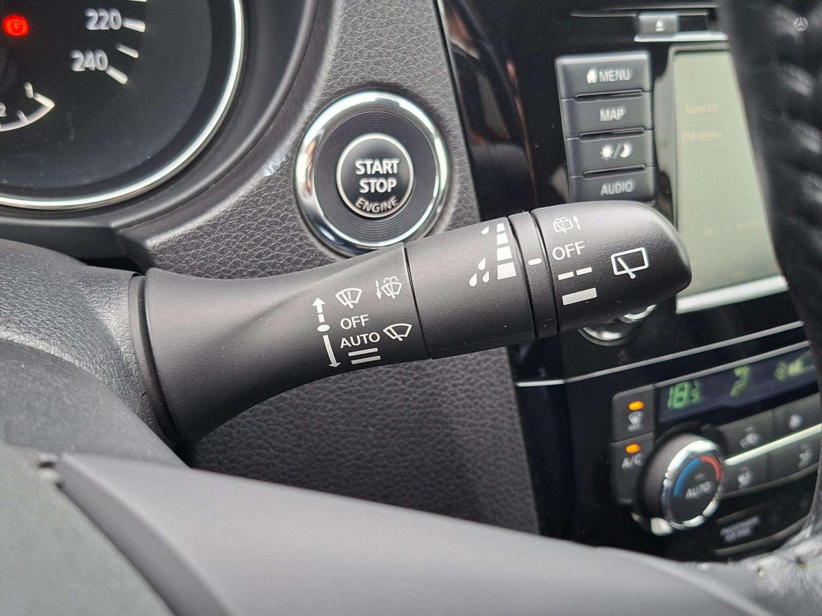 Nissan X-Trail Visureigis / Krosoveris Benzinas