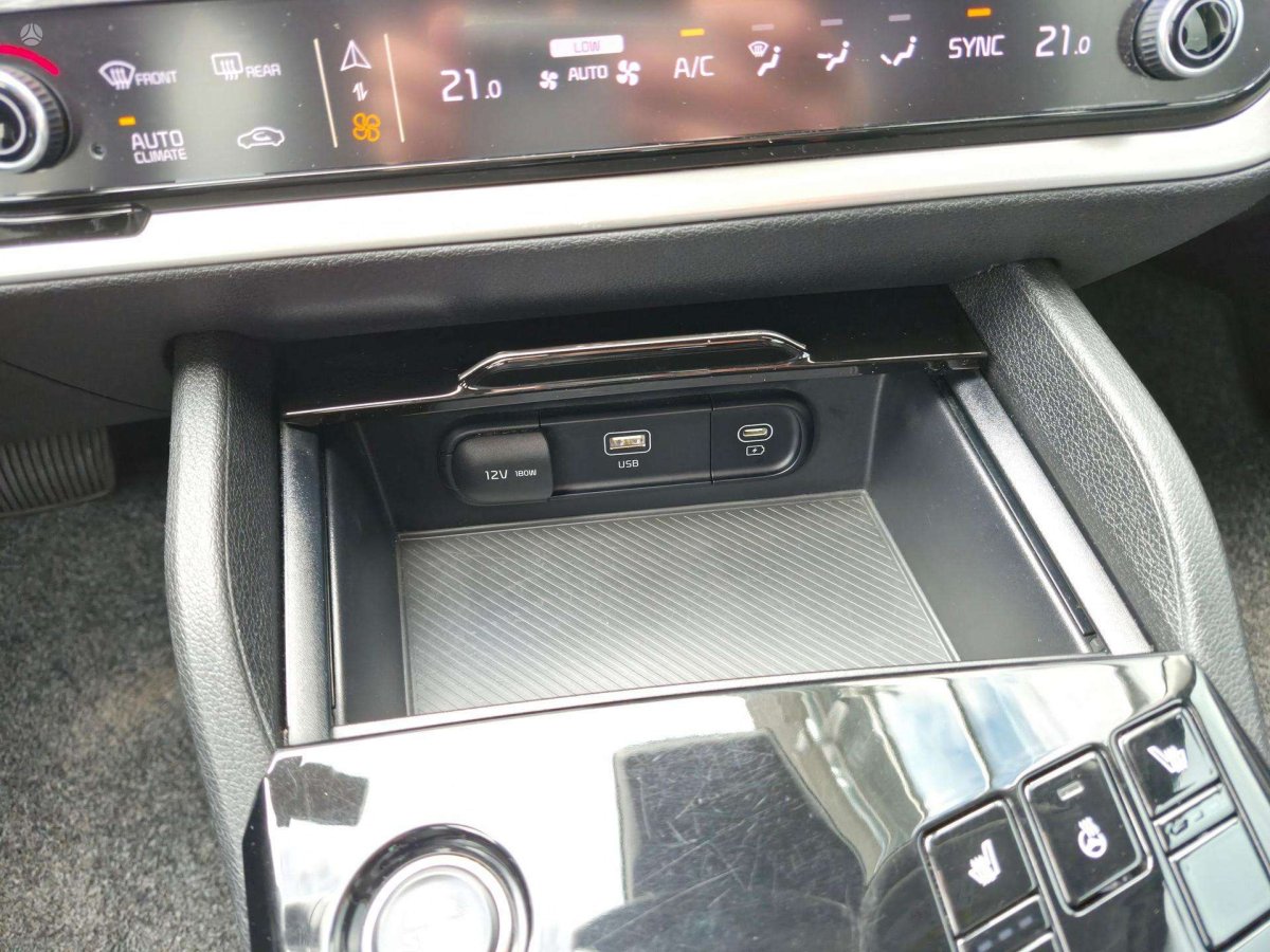 Kia Sportage Visureigis / Krosoveris Benzinas / elektra