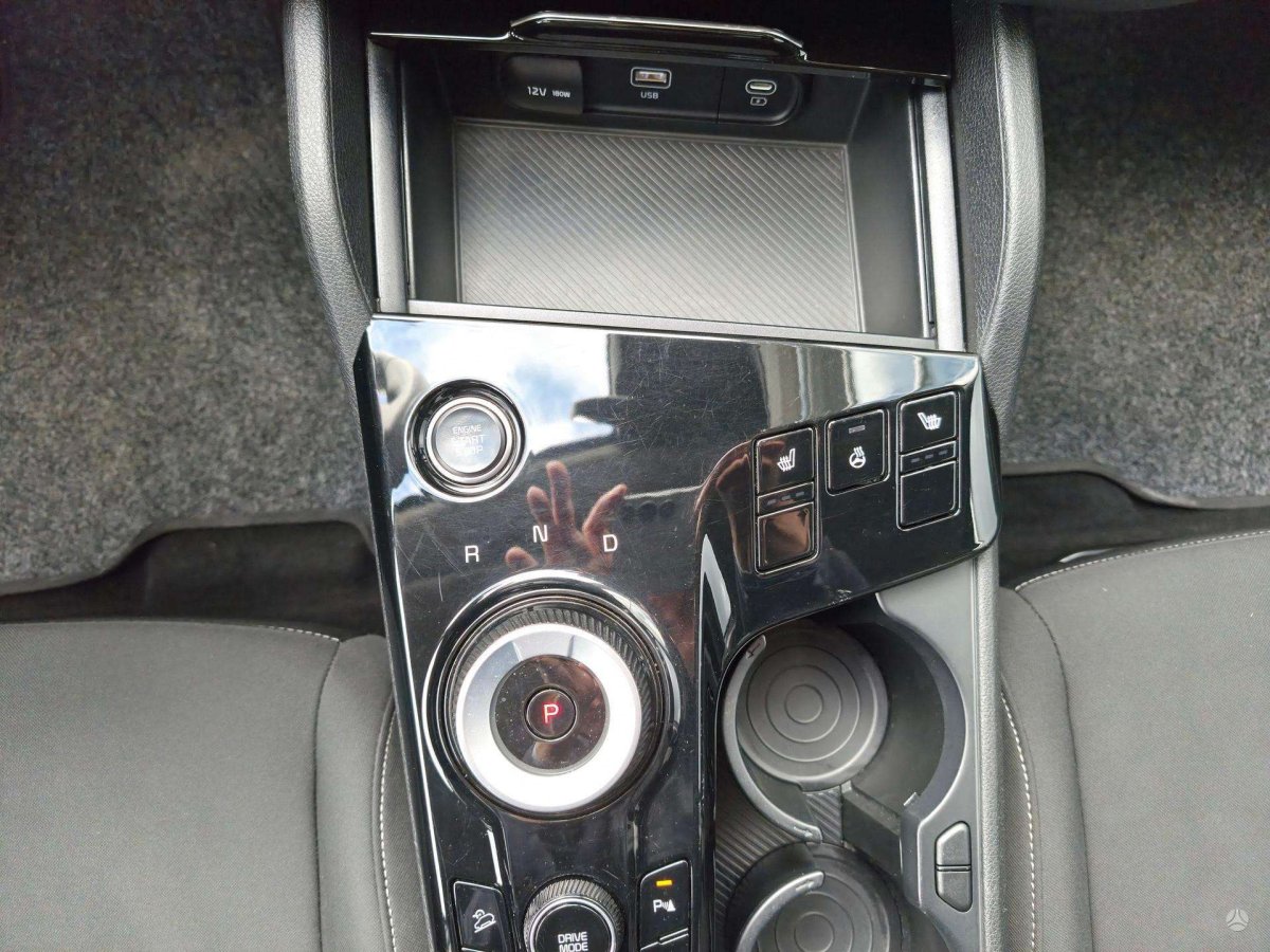 Kia Sportage Visureigis / Krosoveris Benzinas / elektra