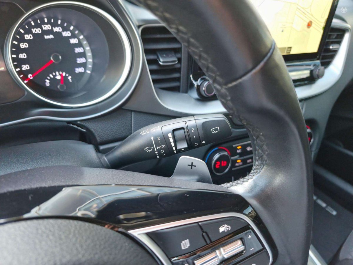 Kia Ceed Hečbekas Benzinas