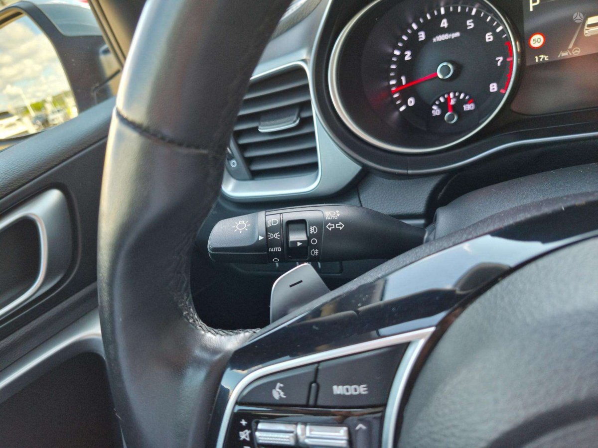 Kia Ceed Hečbekas Benzinas