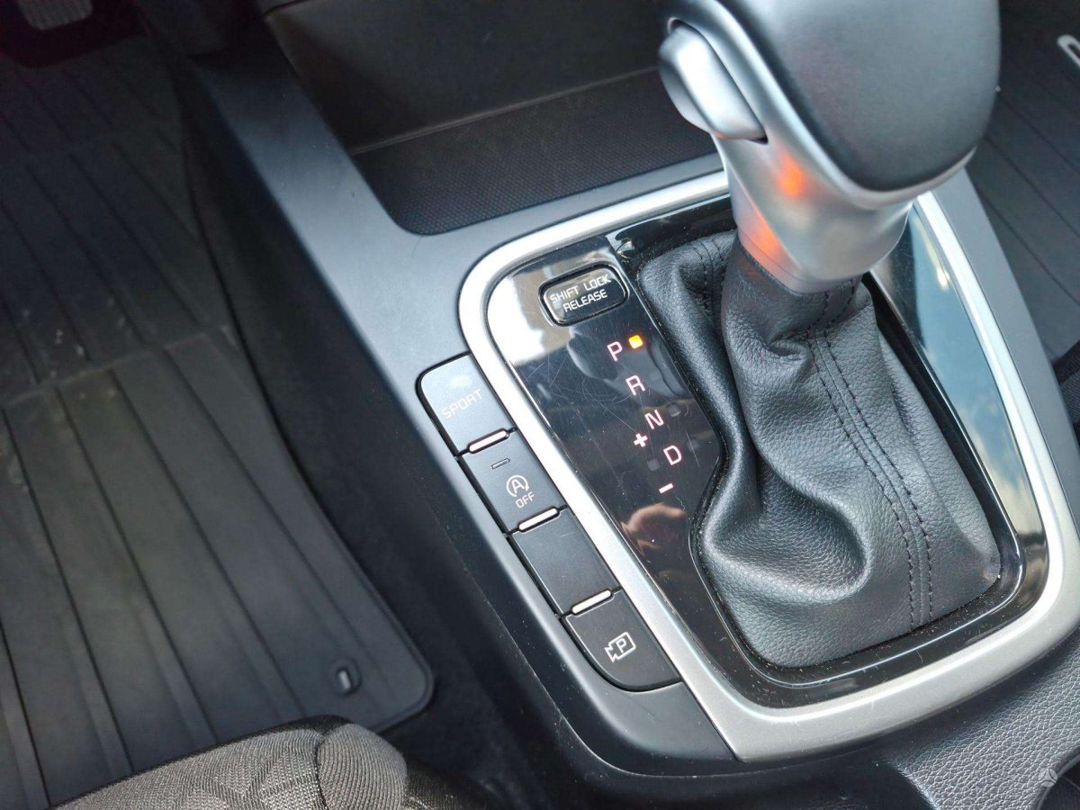 Kia Ceed Hečbekas Benzinas