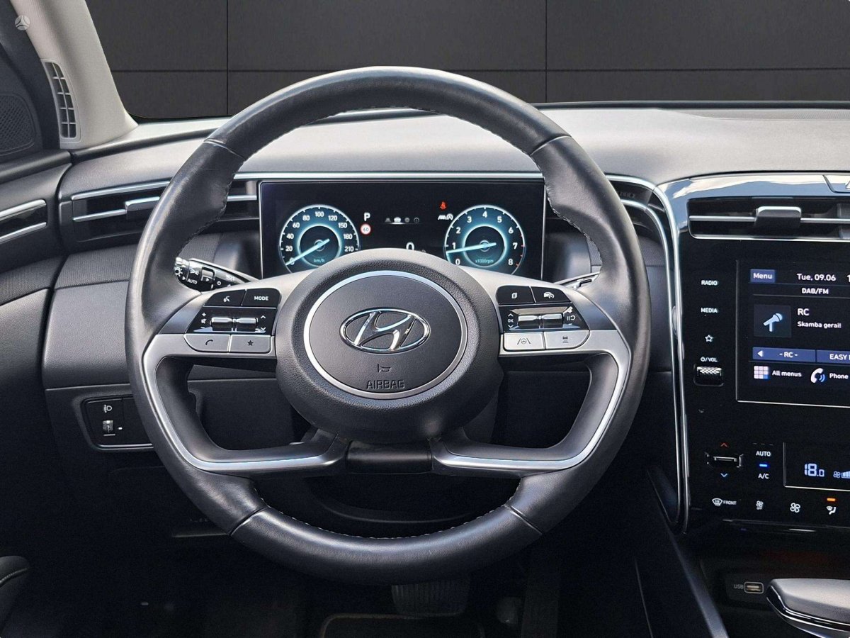 Hyundai Tucson Visureigis / Krosoveris Benzinas / elektra