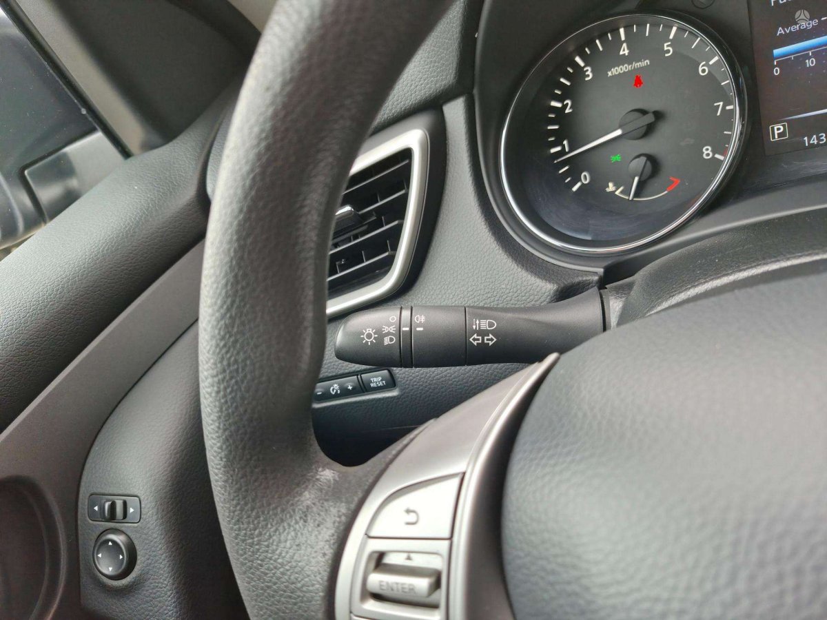Nissan Qashqai Visureigis / Krosoveris Benzinas