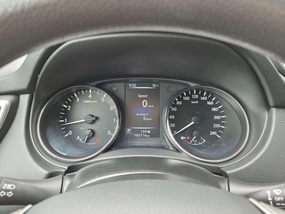 Nissan Qashqai Visureigis / Krosoveris Benzinas