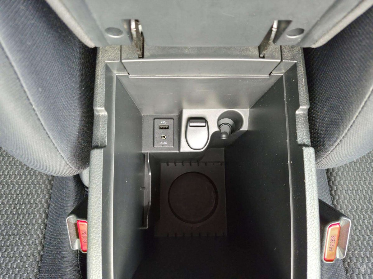 Nissan Qashqai Visureigis / Krosoveris Benzinas