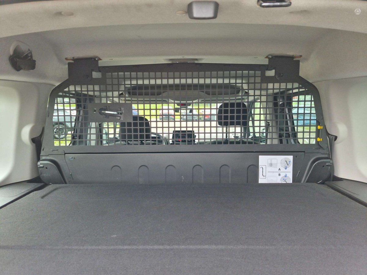 Citroen Berlingo Komercinis Benzinas