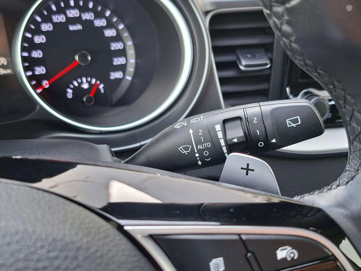 Kia Ceed Hečbekas Benzinas