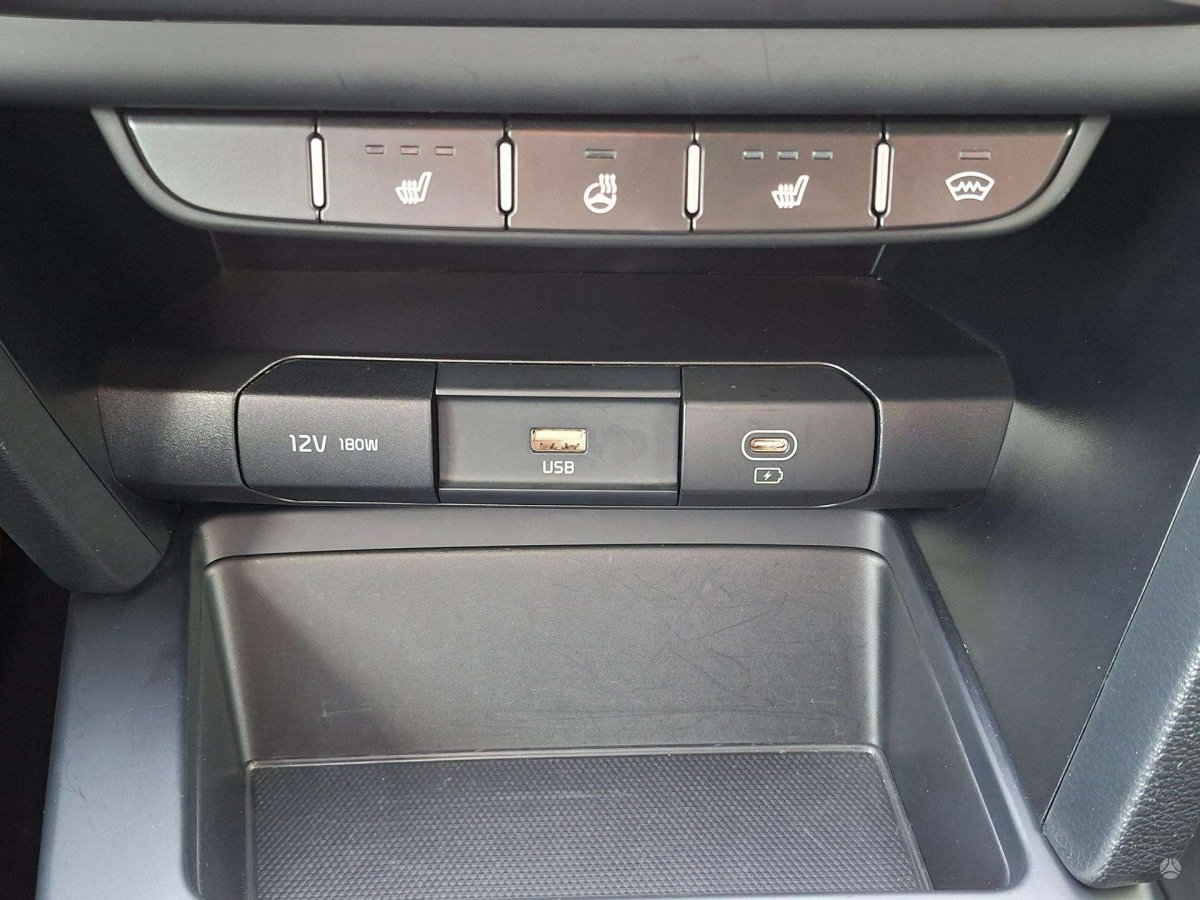 Kia Ceed Hečbekas Benzinas