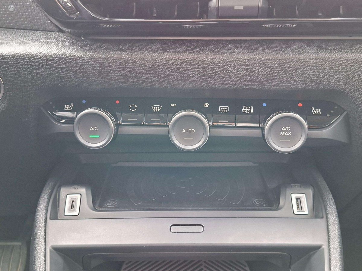 Citroen C4 X Visureigis / Krosoveris Benzinas
