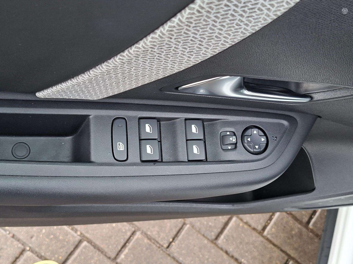 Citroen C4 X Visureigis / Krosoveris Benzinas