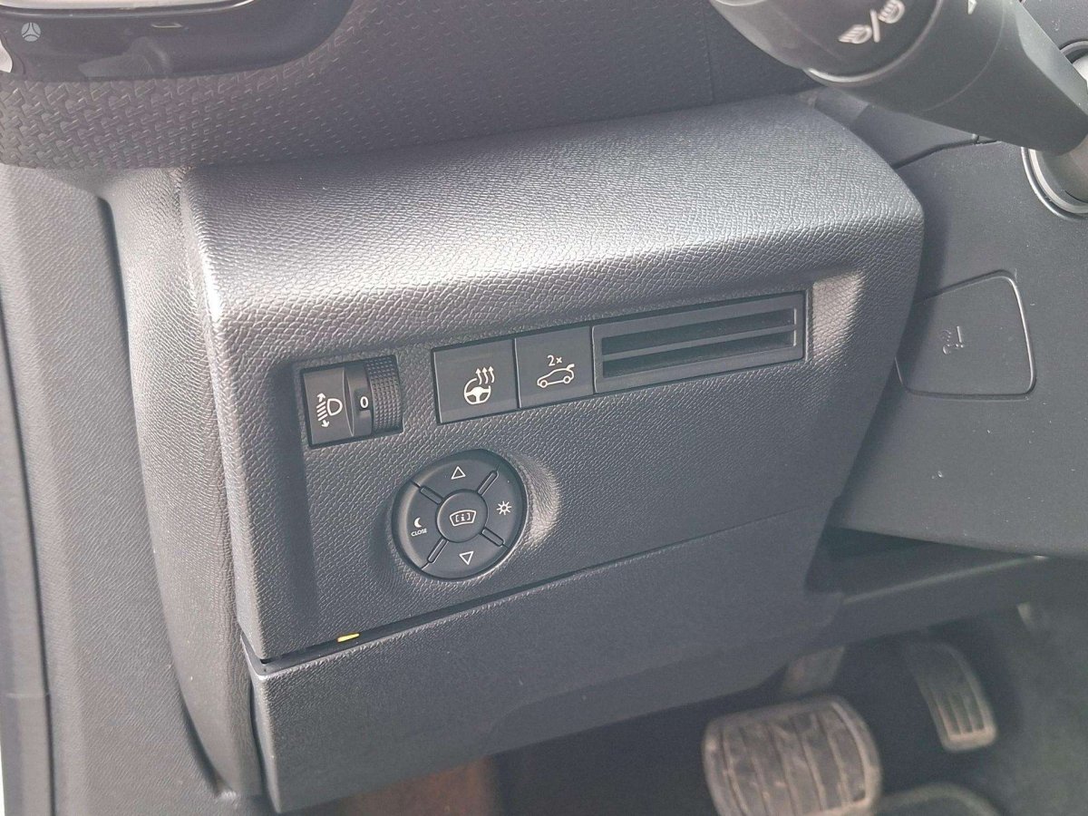 Citroen C4 X Visureigis / Krosoveris Benzinas