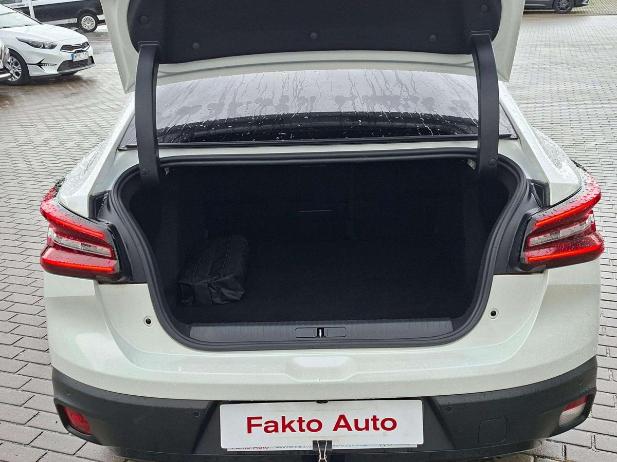 Citroen C4 X Visureigis / Krosoveris Benzinas