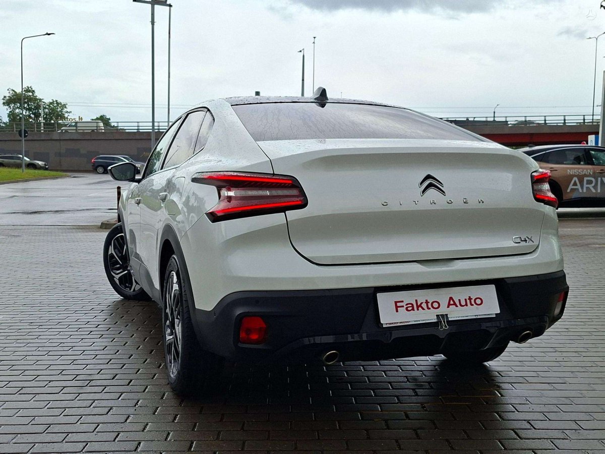 Citroen C4 X Visureigis / Krosoveris Benzinas