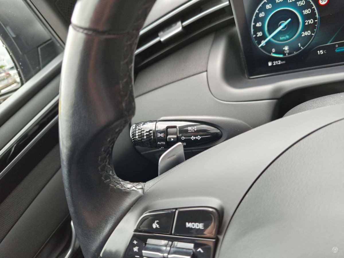 Hyundai Tucson Visureigis / Krosoveris Benzinas / elektra