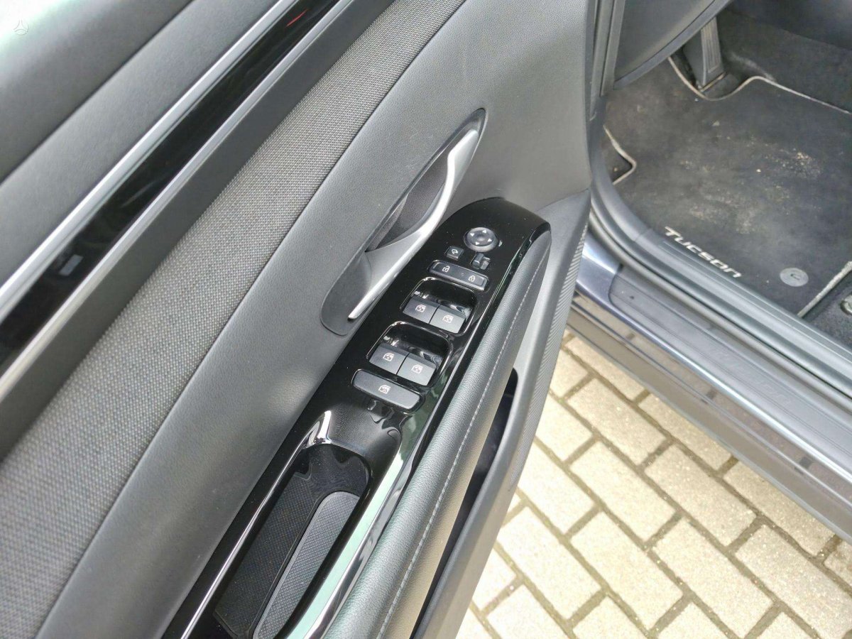 Hyundai Tucson Visureigis / Krosoveris Benzinas / elektra
