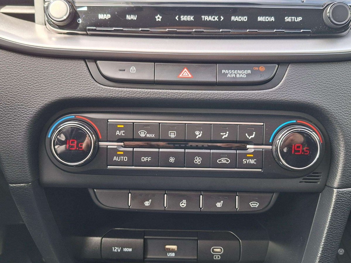 Kia Ceed Hečbekas Benzinas
