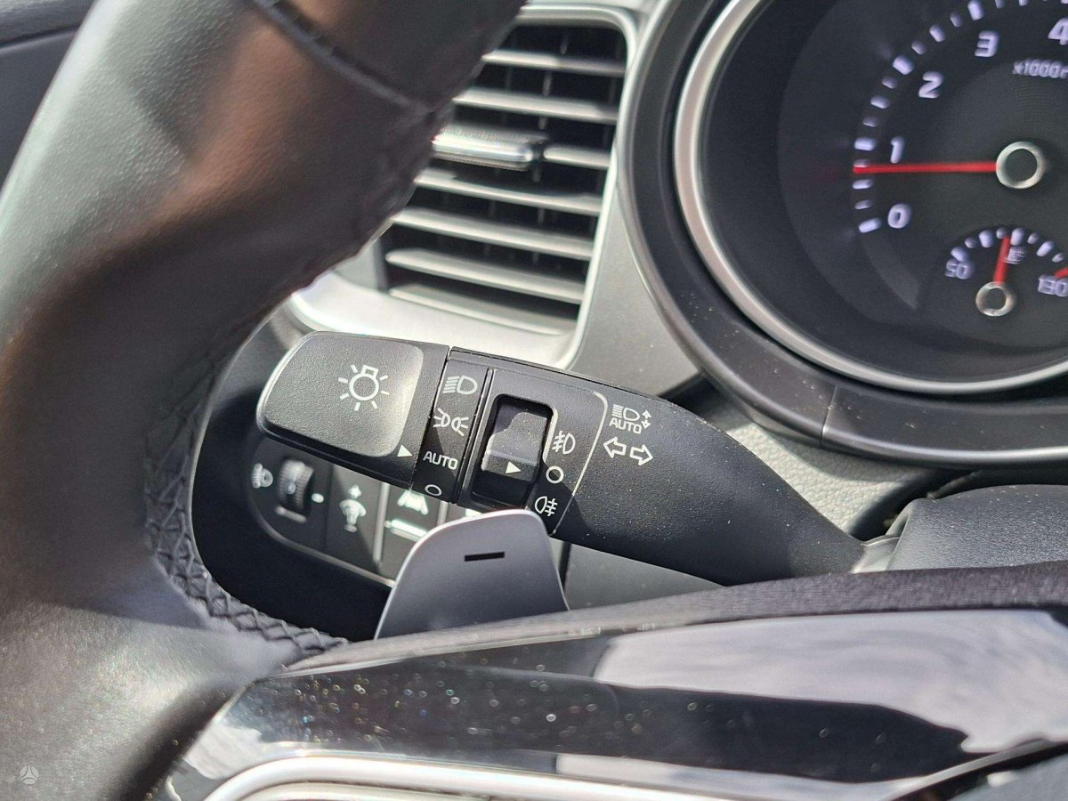 Kia Ceed Hečbekas Benzinas