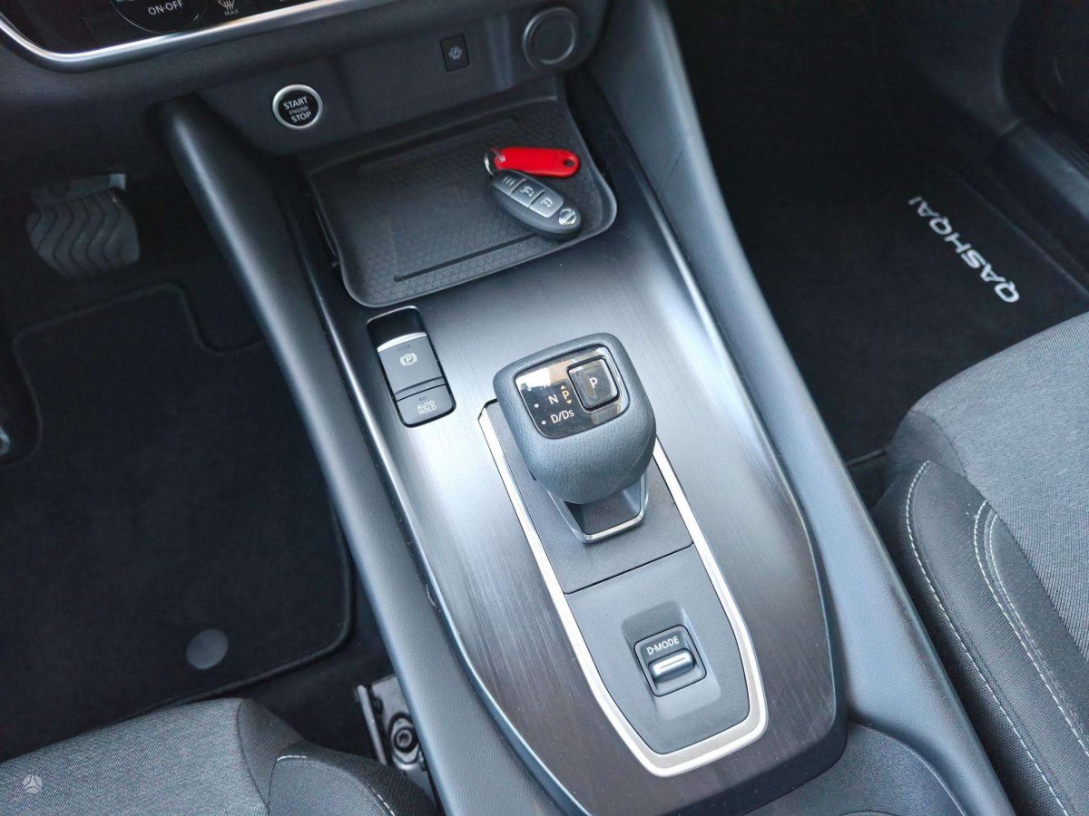 Nissan Qashqai Visureigis / Krosoveris Benzinas / elektra