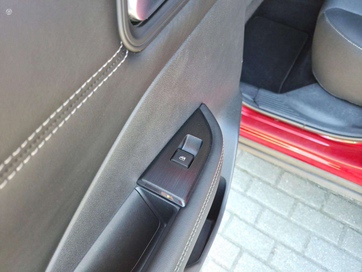Nissan Qashqai Visureigis / Krosoveris Benzinas / elektra