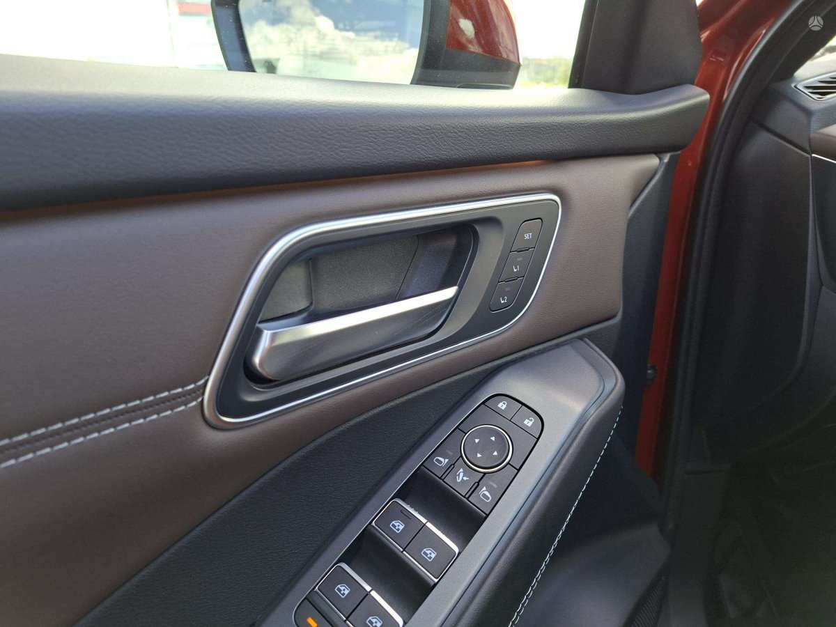 Nissan Qashqai Visureigis / Krosoveris Benzinas / elektra